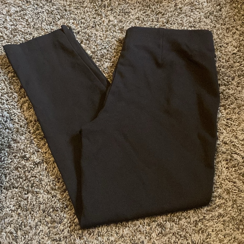 Chico's Black Cropped Ankle Pants